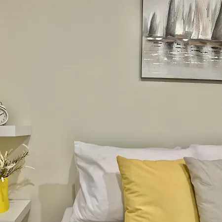 Cozy San Cristobal In Heart Of Apartman